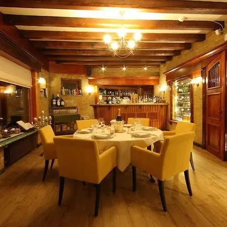 Kemmelberg Hotell Kemmel